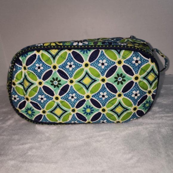 Vera Bradley small purse. - Picture 7 of 10
